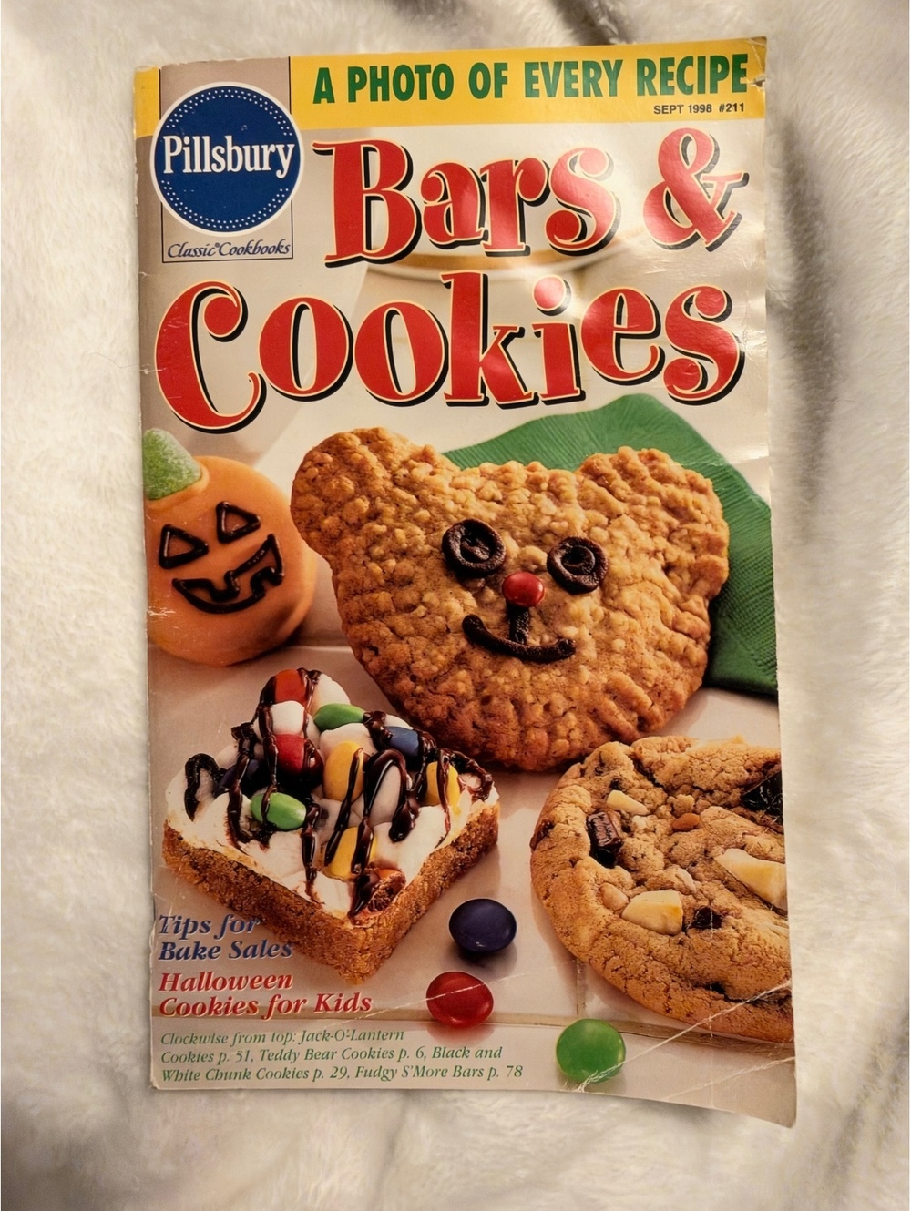 Pillsbury Bars & Cookies Classic Cookbook Magazine September 1998